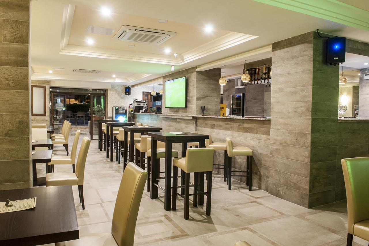 欧罗俱乐部酒店 圣保罗湾城 外观 照片